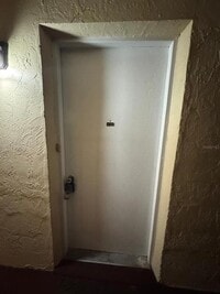 Building Photo - 2050 Oleander Blvd