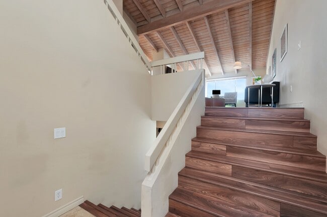 Building Photo - 2559 Caminito Muirfield