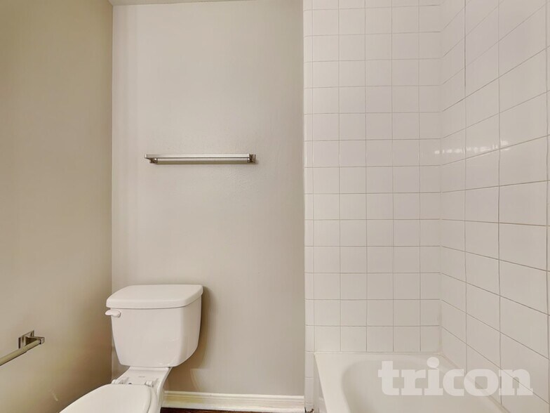 Building Photo - 6638 Windy River Ln