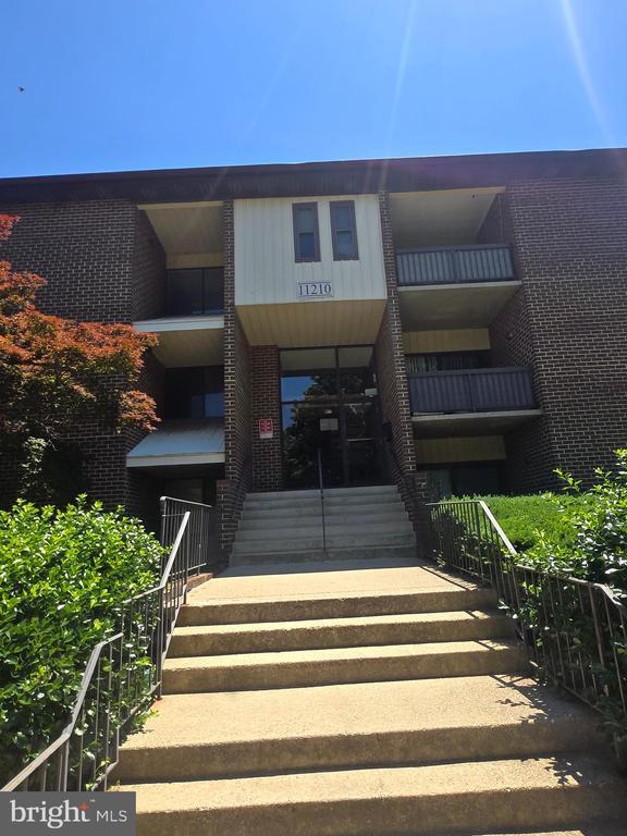 Building Photo - 11210 Cherry Hill Rd