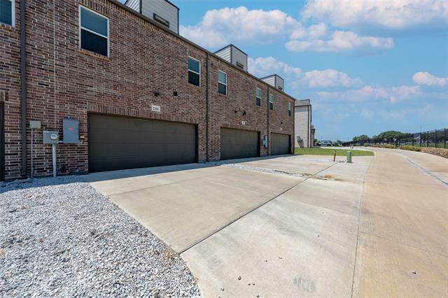 Building Photo - 2304 Bulin Dr