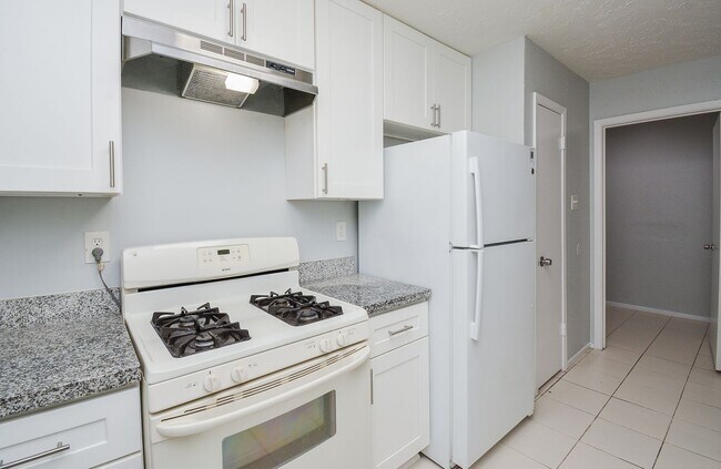 Building Photo - Charming Home for Rent in Southwest Houston !