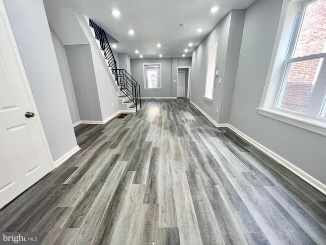 Building Photo - 5532 Chancellor St