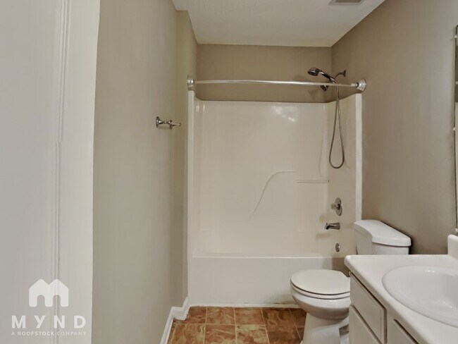 Building Photo - 3940 Cypress Pointe Dr