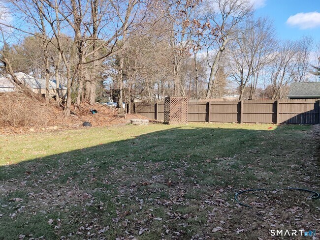 Building Photo - 100 Loftus Cir