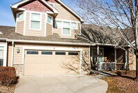 Building Photo - Meticulously maintained townhome on August...