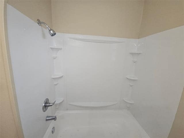 Building Photo - 6419 Onyx Dr N