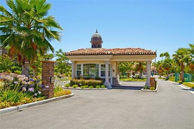 Building Photo - 31650 Sweetwater Cir