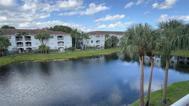 Building Photo - 9625 NW 1st Ct