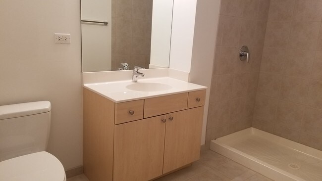 Building Photo - 235 W Van Buren St