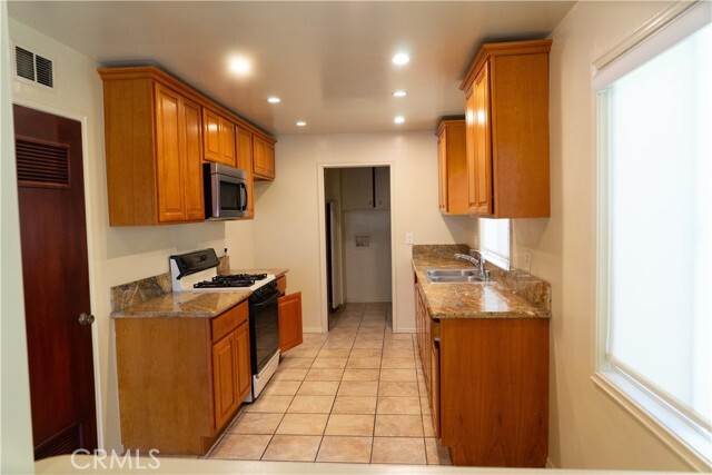 Building Photo - 13140 Springford Dr