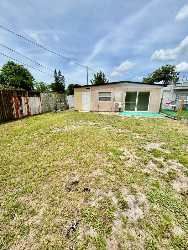 Building Photo - 59 Areca Dr