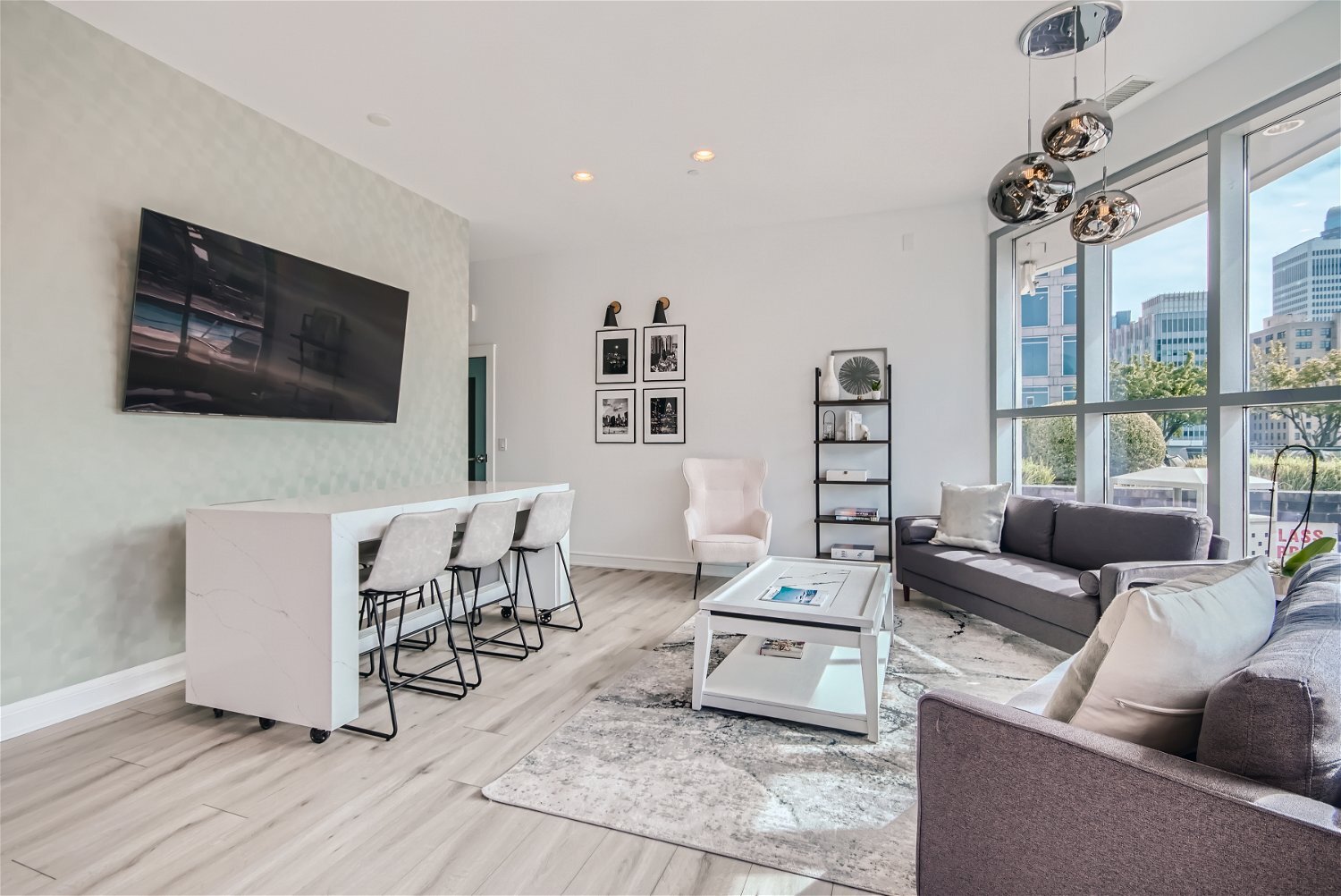 Club House - 333 W Trade St