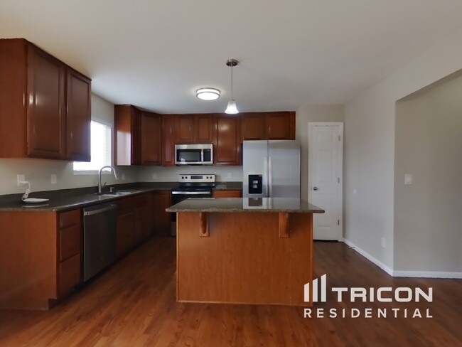 Building Photo - 12610 Jersey Cir E