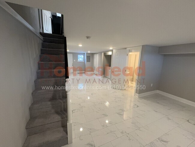 Building Photo - 3 BEDROOM HOME FOR RENT IN LANSDOWNE