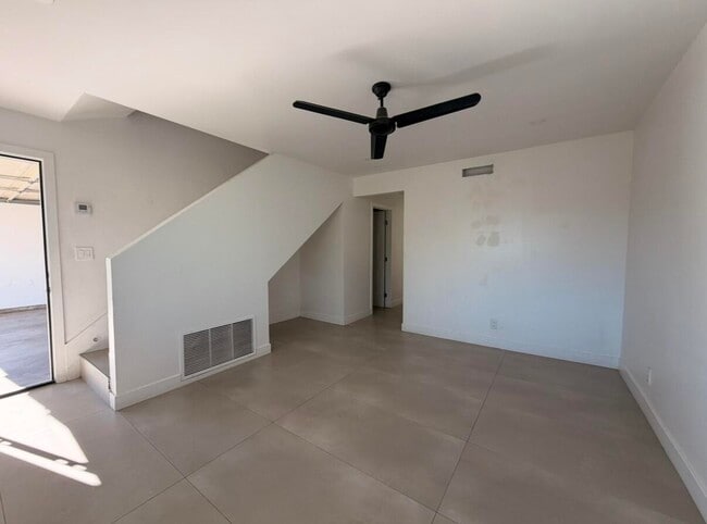 Building Photo - 32525 Monte Vista Rd