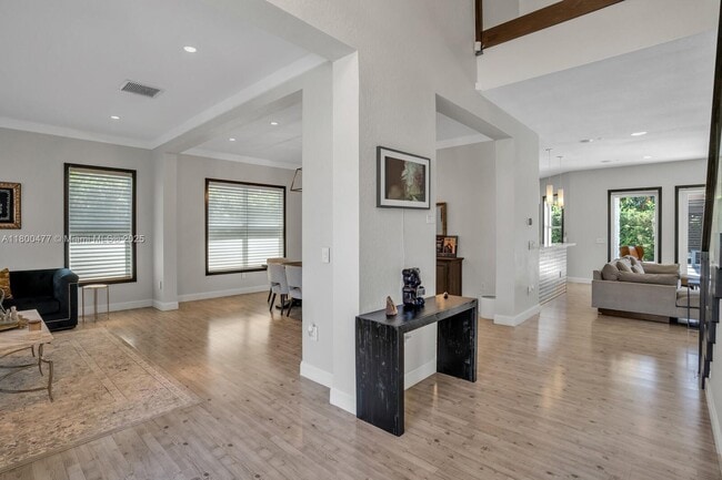 Building Photo - 5258 SW 183rd Ave