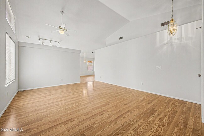 Building Photo - 9969 W MacKenzie Dr