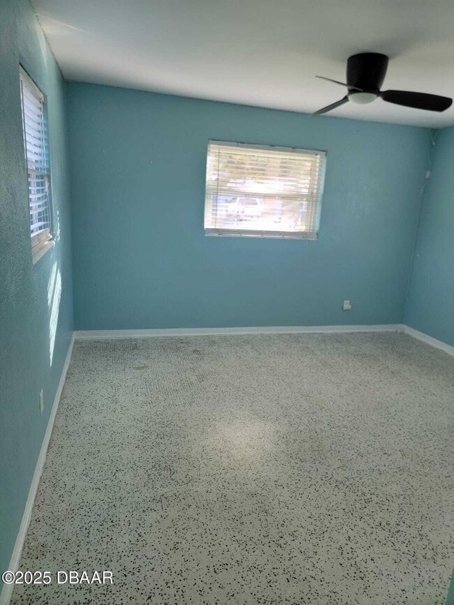 Building Photo - 1442 John Anderson Dr