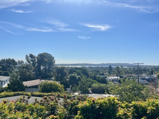 Building Photo - 2503 Aster St