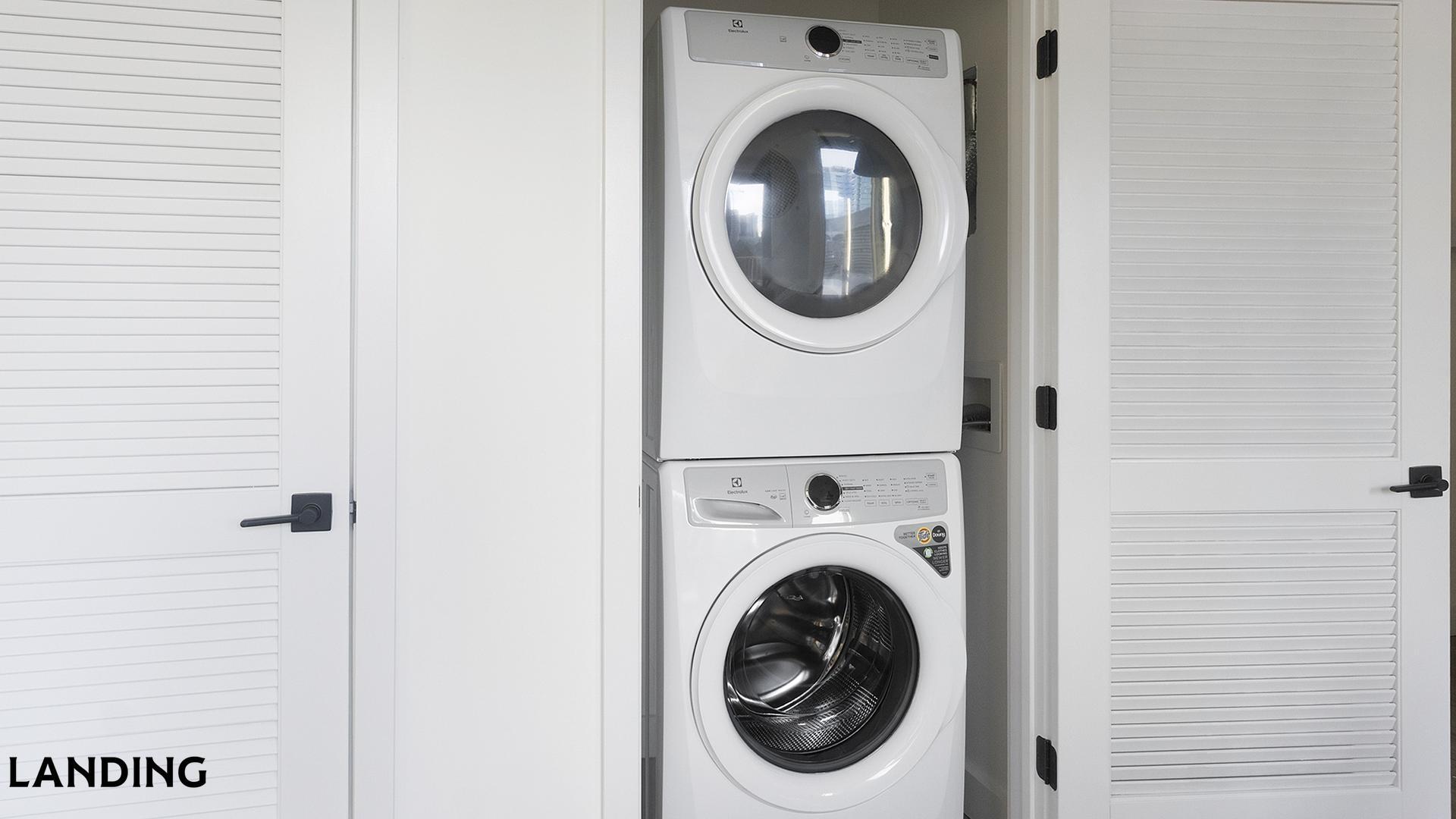 Building Photo - 1007 S Mint St