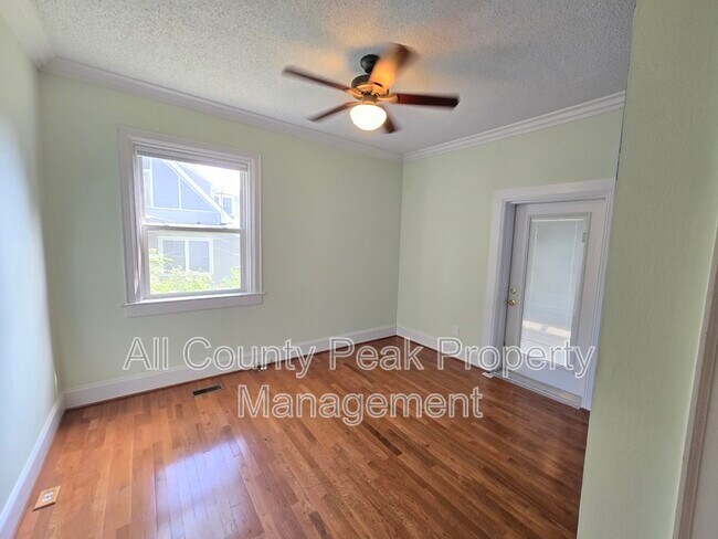 Building Photo - 104 Belvoir Ave