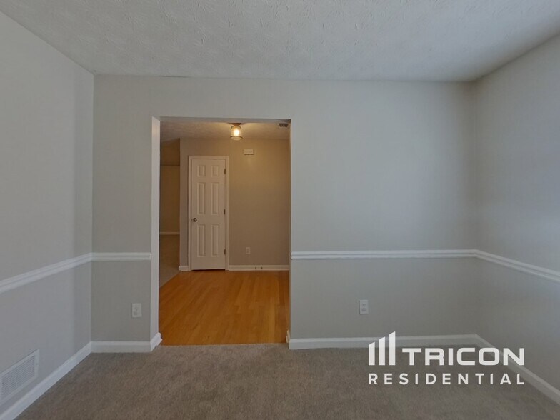 Building Photo - 1014 Bay Ridge Dr
