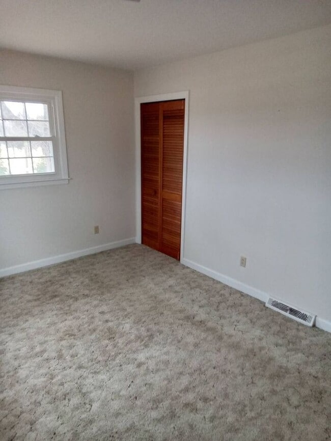 Building Photo - All Brick Ranch Home In Indian Trail!