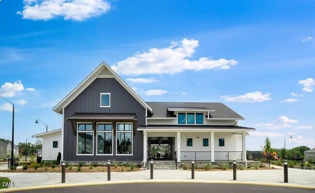 Building Photo - 451 Carolina Spgs Blvd