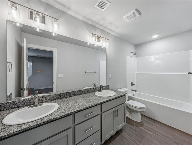 Building Photo - 6501 NW Kathleen St