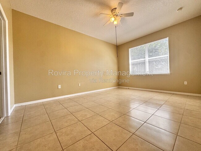 Building Photo - 806 Palermo Ct