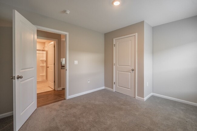 Building Photo - 103 Ashwood Wy