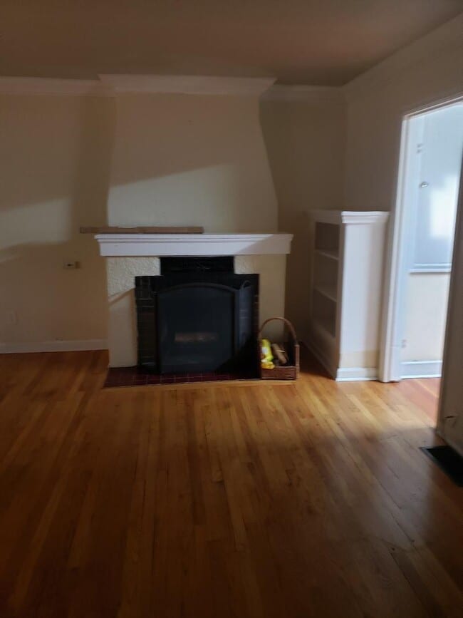 Building Photo - 9221 NE Skidmore St