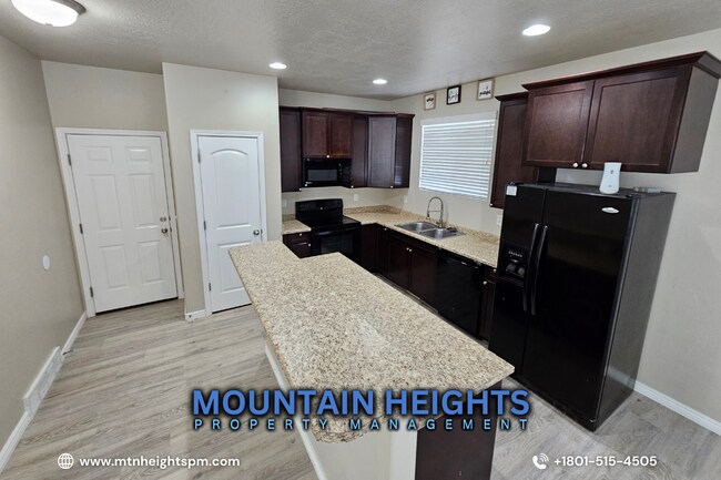 Building Photo - 1554 Kinloch Way