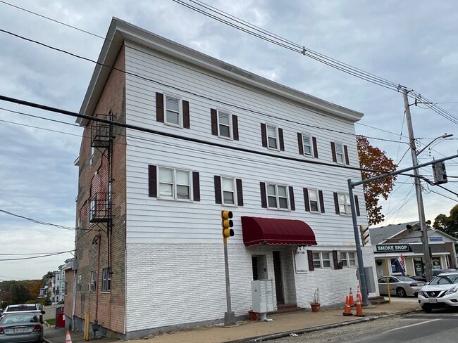 Primary Photo - 911-917 N Main St