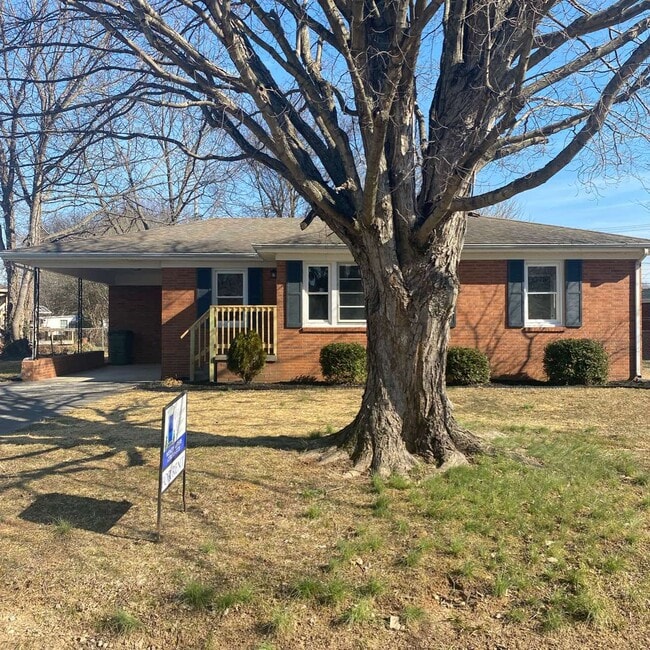 Building Photo - 3430 Leland Cir