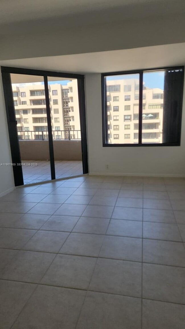 Building Photo - 201 Crandon Blvd