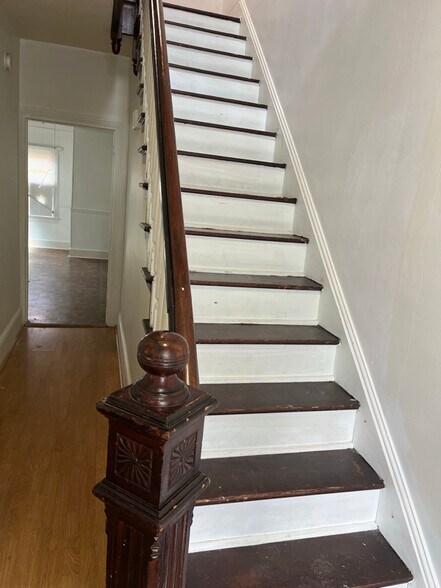 Building Photo - 44 Middle St