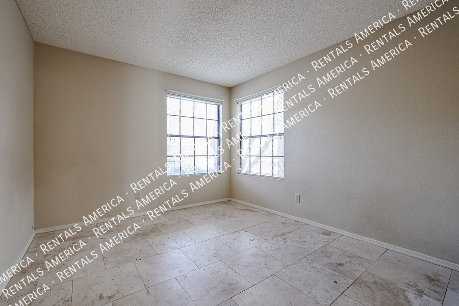 Building Photo - 7395 W Kerry Way