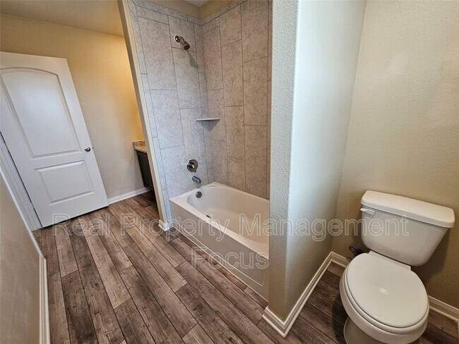 Building Photo - 3109 Bowen St