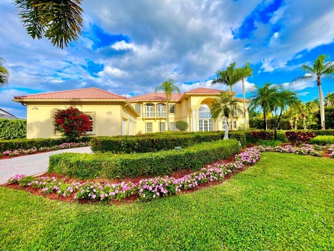 Primary Photo - 17885 Fieldbrook Cir E