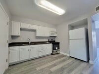 Building Photo - 1833 E Harvard St
