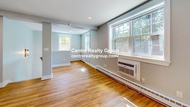 Building Photo - 132 Sherman St