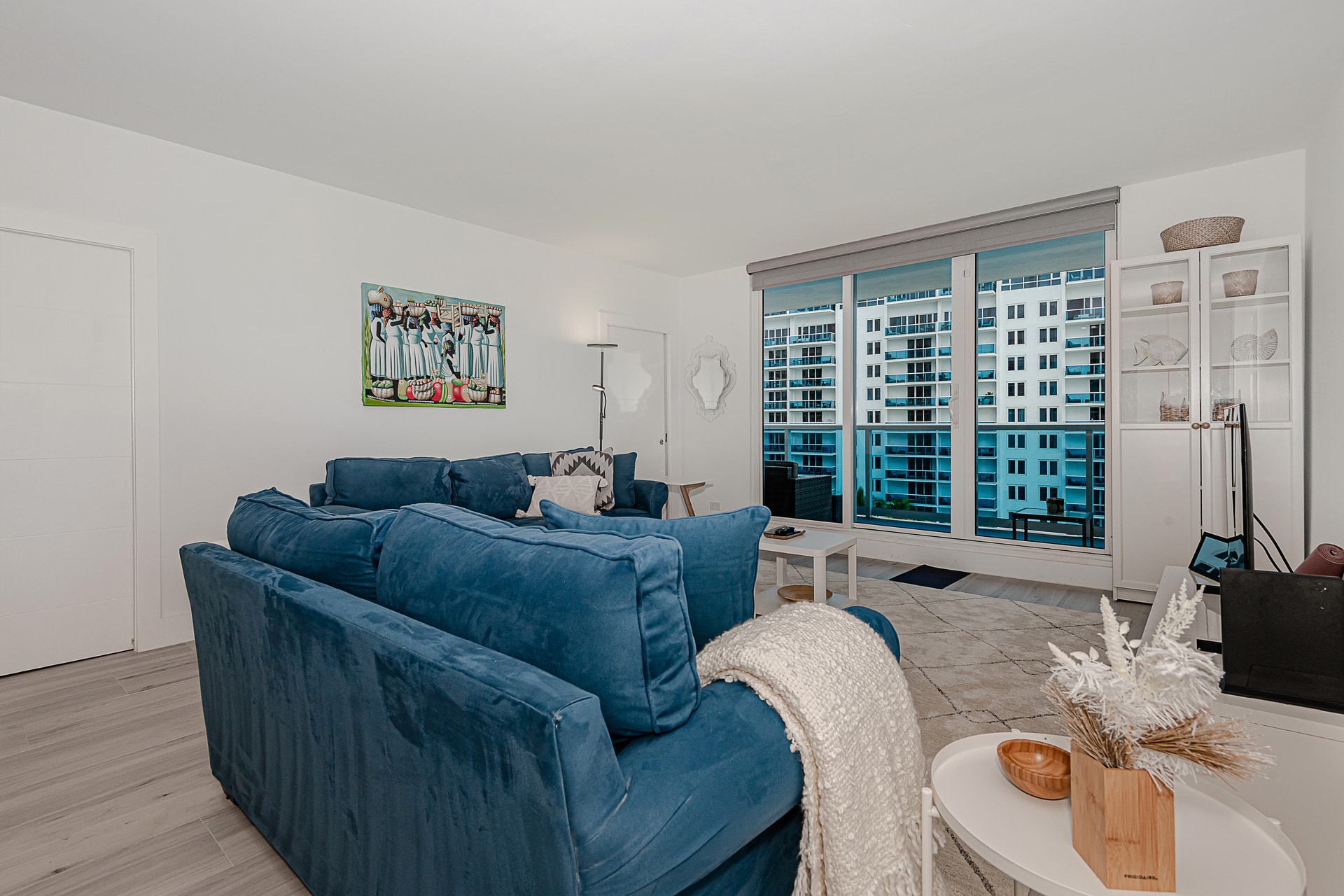 Building Photo - 2301 Collins Ave