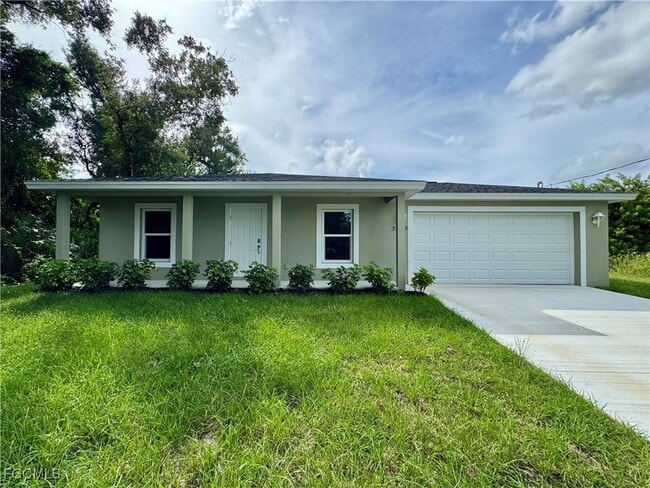 Primary Photo - 3029 Mockingbird Rd