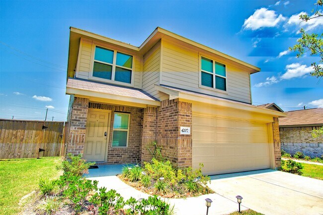 Building Photo - 4207 Palmetto Grv Ln