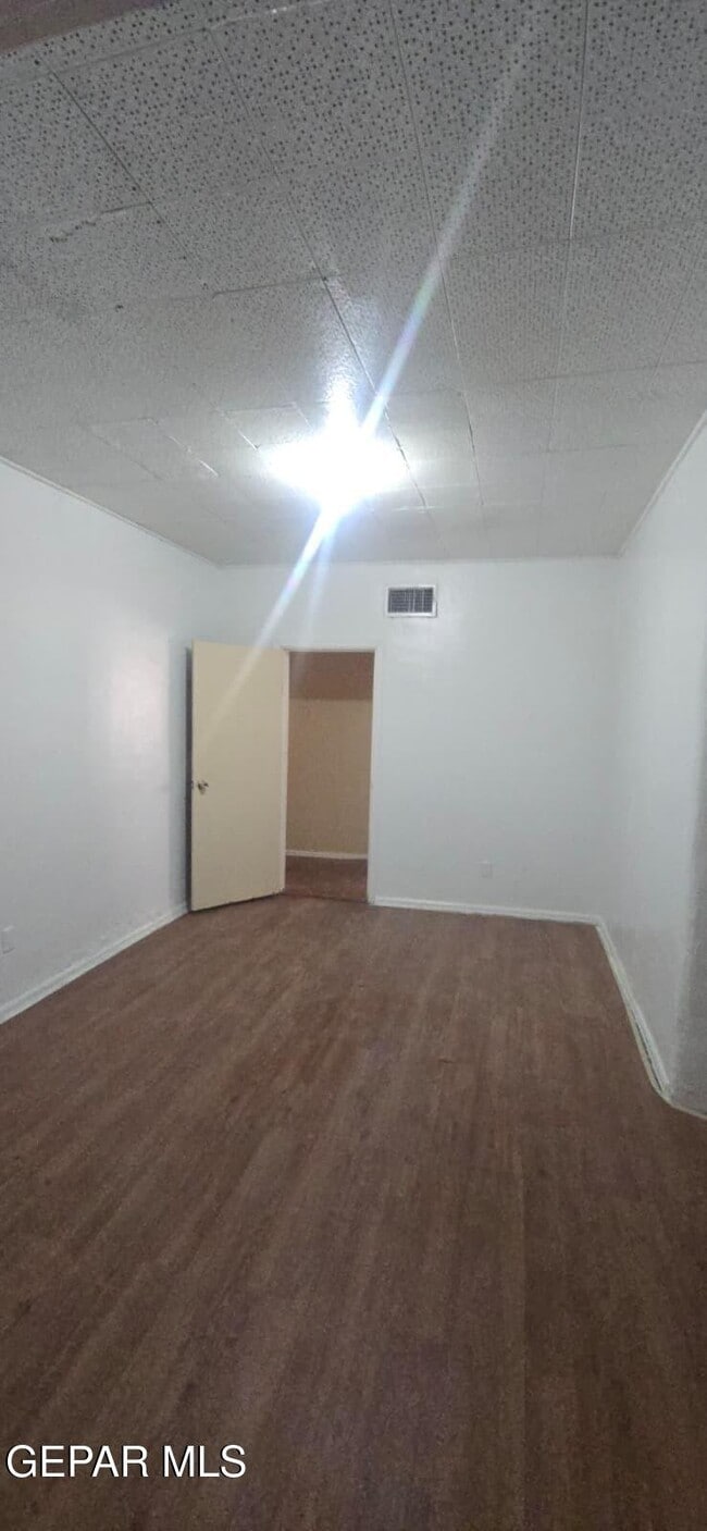 Building Photo - 10104 Socorro Rd