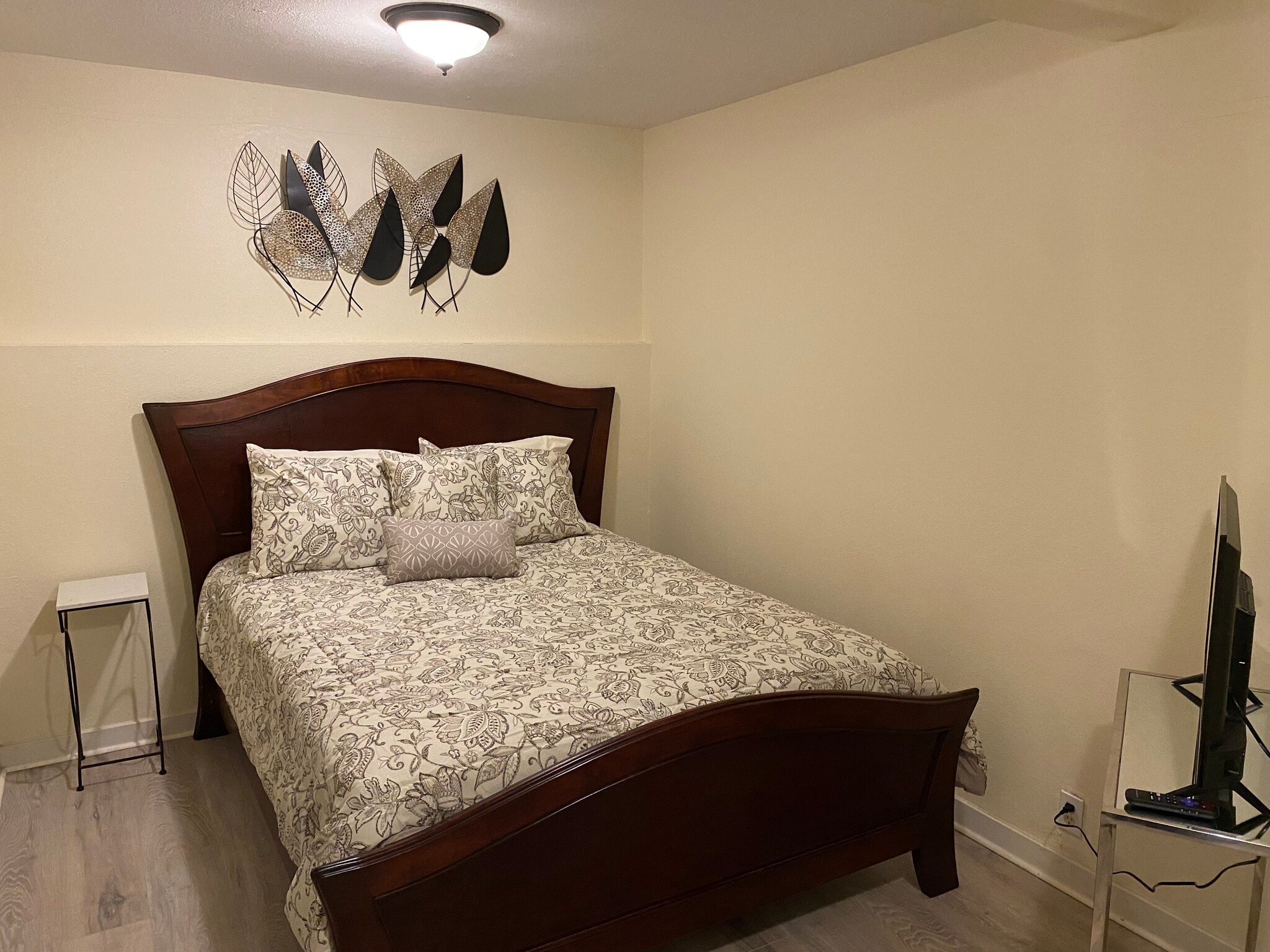 Building Photo - 4704 MacArthur Blvd