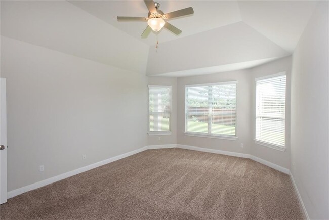 Building Photo - 15804 Cinca Terra Dr