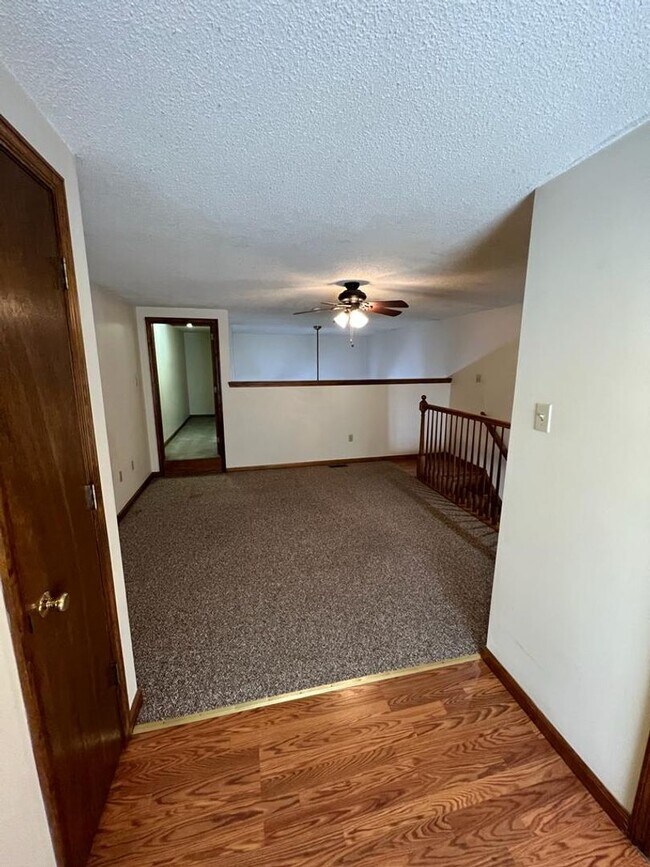 Building Photo - 2-Story, One Bedroom Loft Townhome AVAILABLE JUNE 2026 - Wernersville, PA